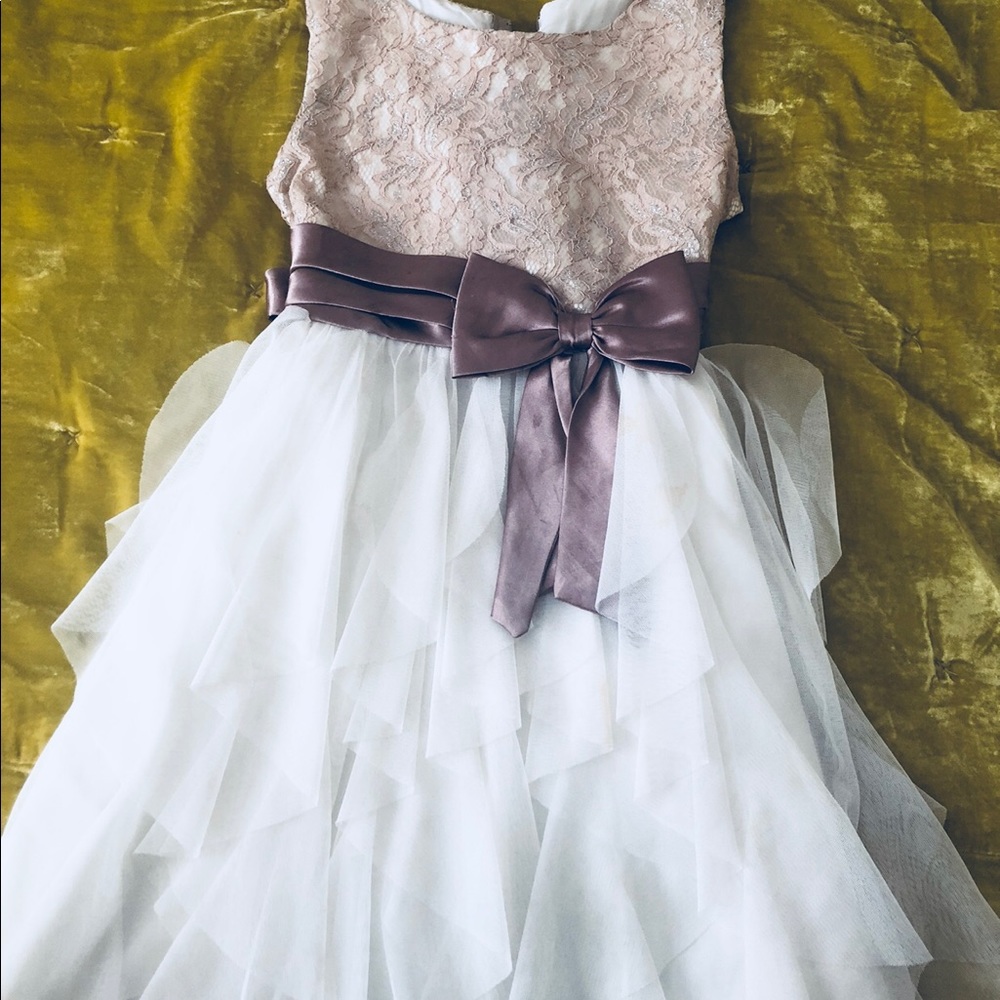 Girls drees